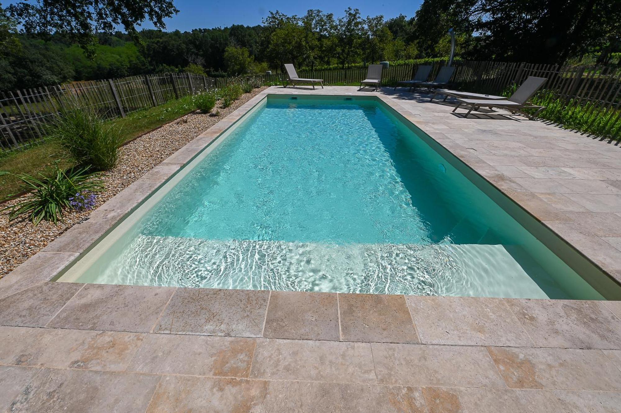 Gite Les Mareillauds - Piscine Salon Extérieur photo